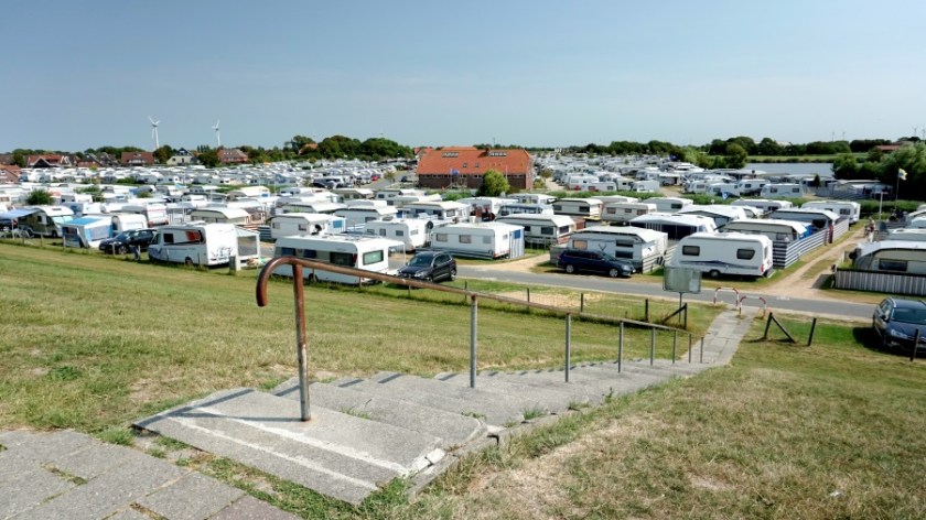 Кемпинг около северного моря (2)