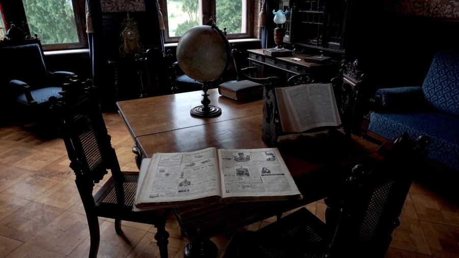 Schloss Drachenburg Germany (9)