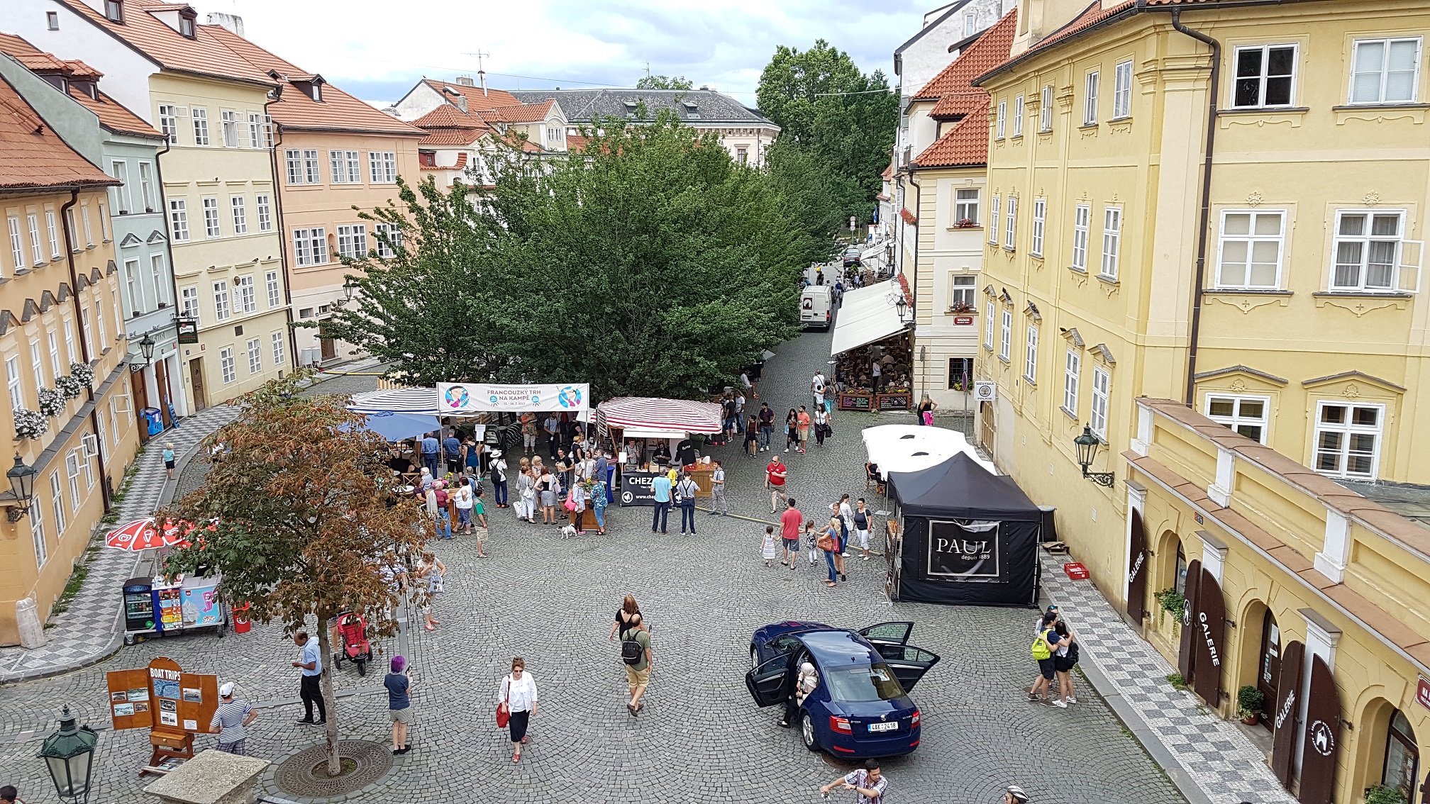 рыночек на Кампе Прага