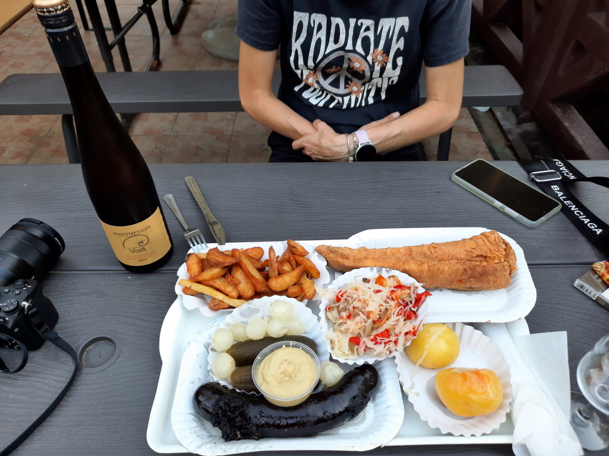 Бадачоньтомай, Венгрия, озеро Балатон где вкусно поесть.