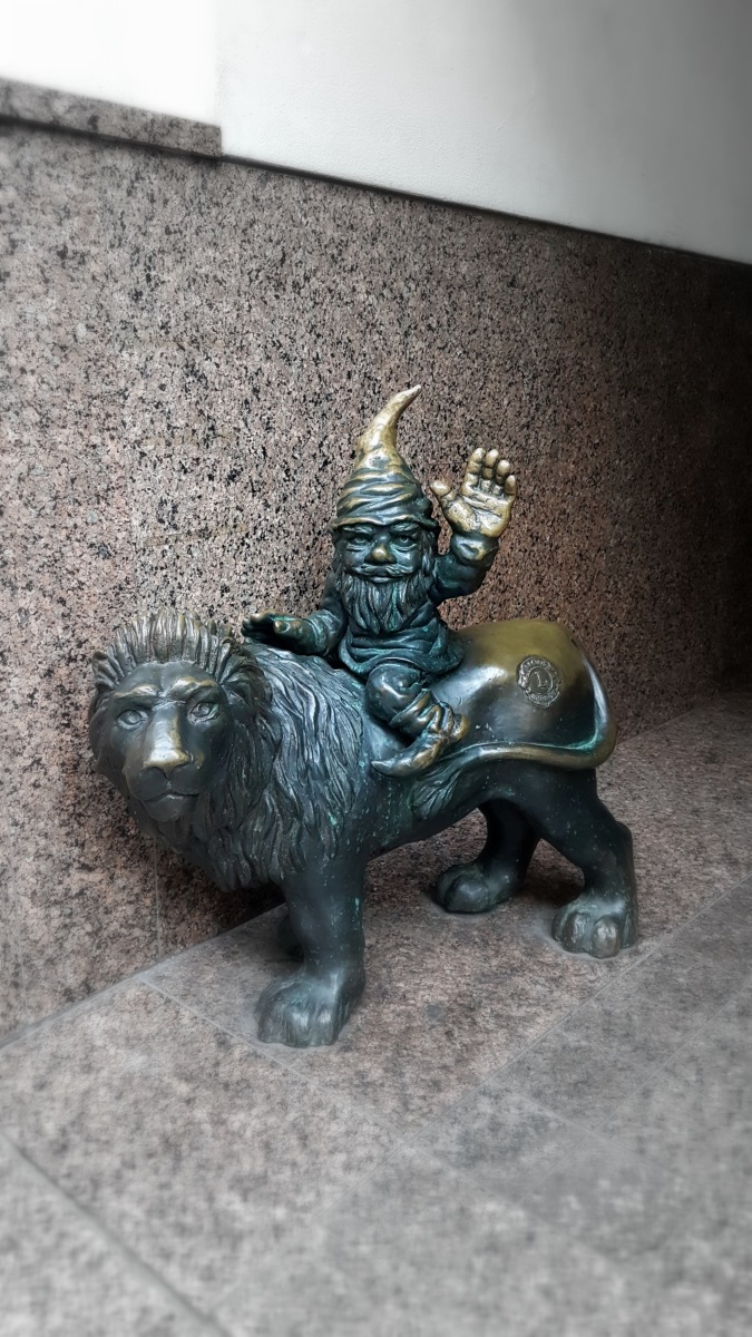 Gnomes in Wroclaw (5)