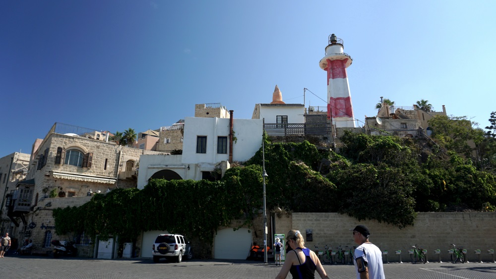 Walking day in Old Jaffa Israel (9)